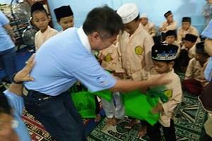 Berbagi Kasih Untuk Anak Yatim Nuruul Falaah - Aksi Nyata SKK
