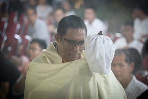 Tuguran - Kamis Putih